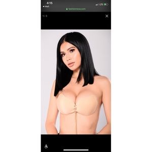 NWT FASHION NOVA STRAPLESS BRA